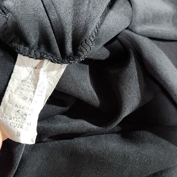 Forever 21 -371 sleeveless front knot keyhole black‎ sleeveless top S - Picture 7 of 7